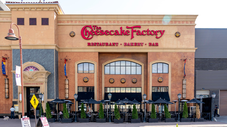 The Cheesecake Factory exterior