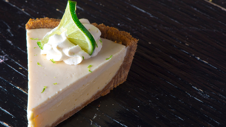 Key lime pie with topping