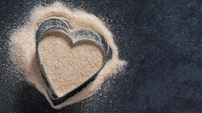 pectin powder with heart cut-out