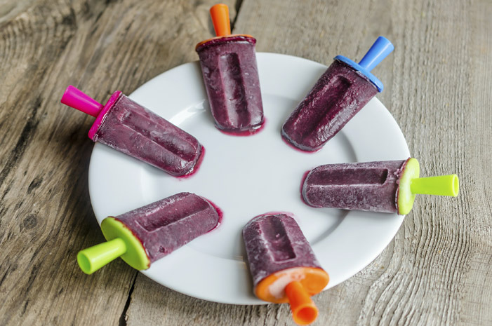 Freeze Yogurt for Ice Pops