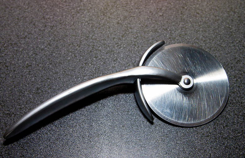 Pizza Cutter for Bite-Sized Snacks