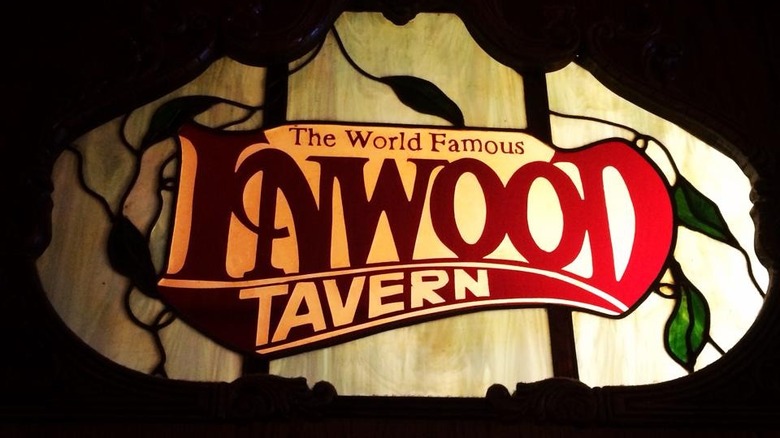 Inwood Tavern sign