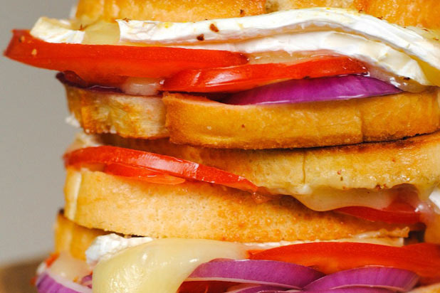 Brie, Tomato, and Red Onion Grilled Cheese Recipe