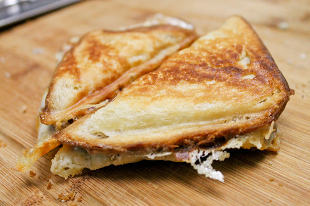 Bacon Grilled Cheese Sandwich Recipe