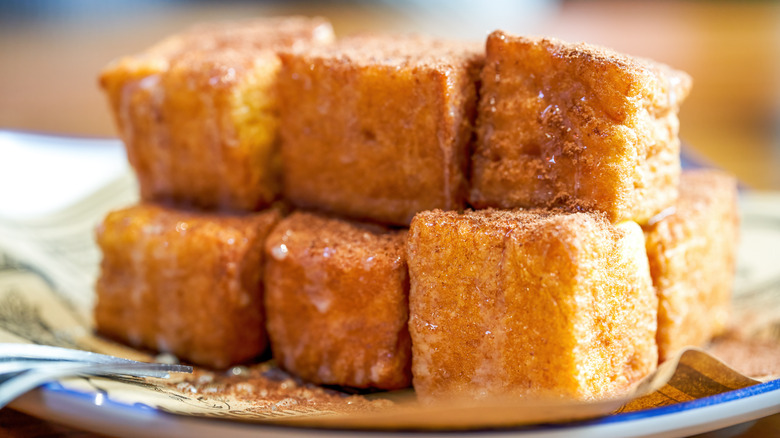 Deep fried cake cubes