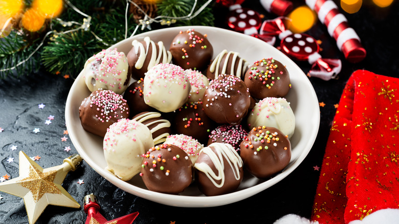 Truffle balls in a bowl