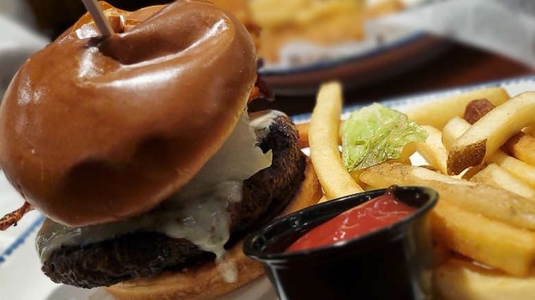 Red Lobster Bacon Cheeseburger