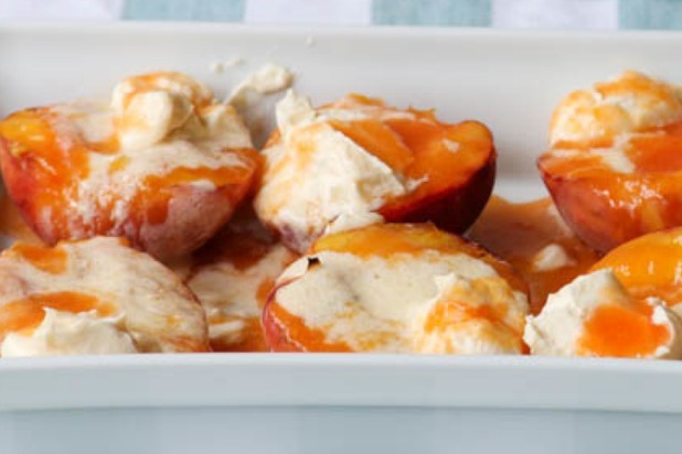 Grilled Peaches with White Wine Peach Mascarpone