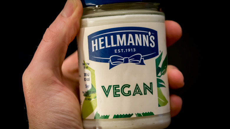 Hellmann's Mayonnaise vegan jar 