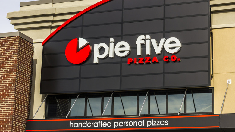 Pie Five exterior