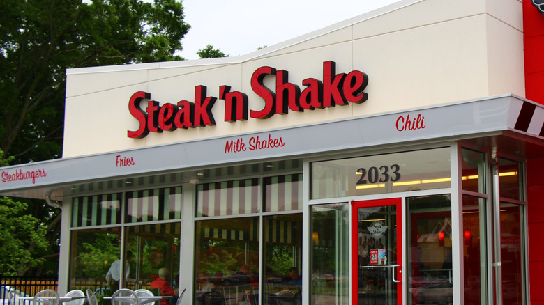 Steak 'n Shake exterior