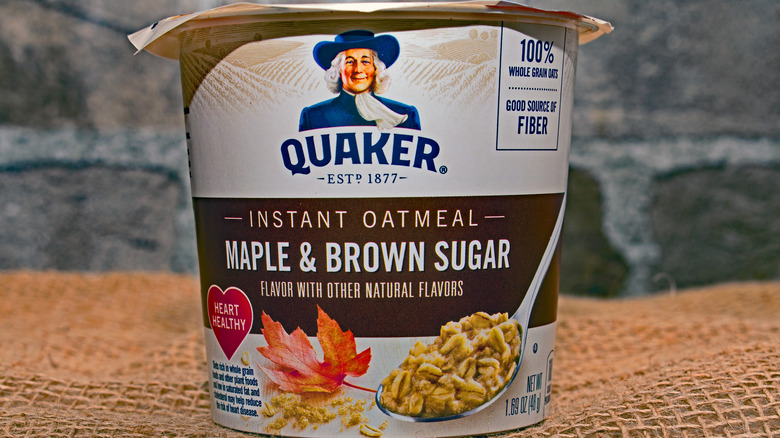 Quaker instant oatmeal maple brown sugar