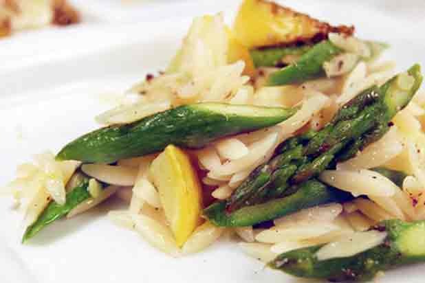 Lemon Pepper Orzo with Asparagus and Yellow Squash