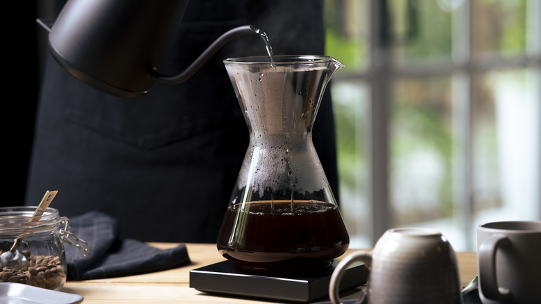 https://www.thedailymeal.com/img/gallery/12-hacks-for-brewing-the-perfect-cup-of-coffee/intro-1689359638.jpg