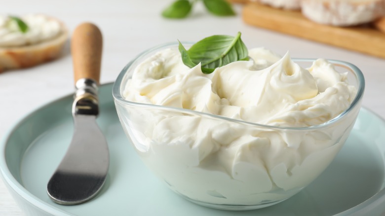 Whipped cream cheese