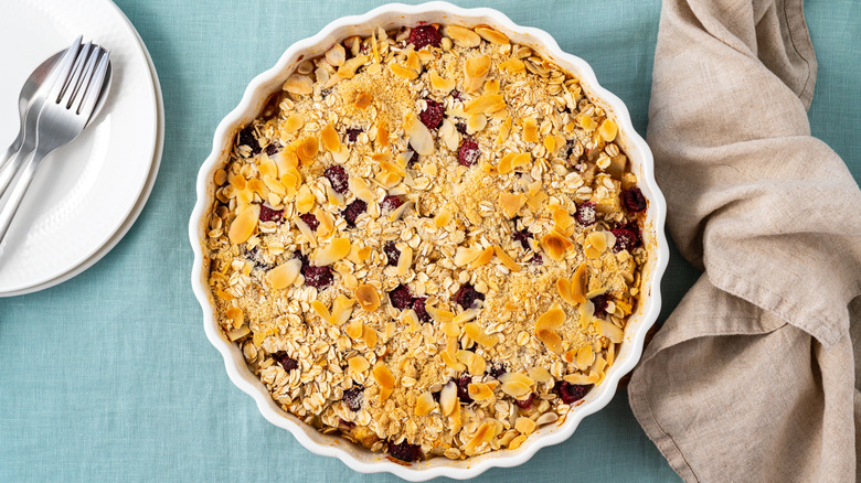 streusel topping, napkin, and dishware