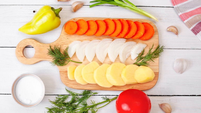 Cutting vegetables evenly