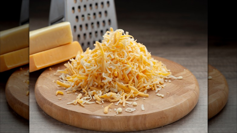 You've been grating your cheese wrong - man comes up with a genius hack  that means there's no more mess