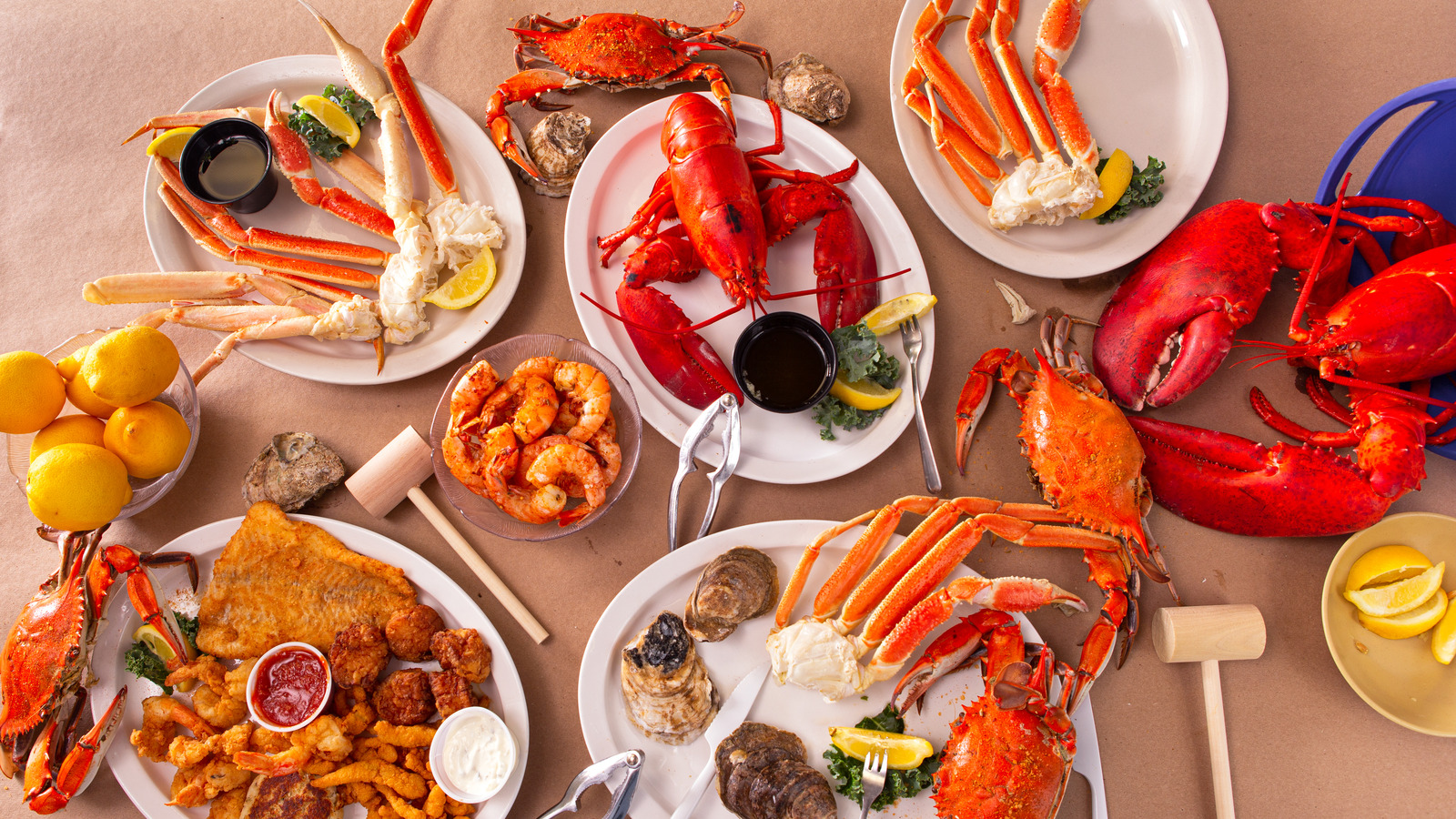 https://www.thedailymeal.com/img/gallery/12-of-the-best-seafood-restaurant-chains-in-the-us/l-intro-1697738995.jpg