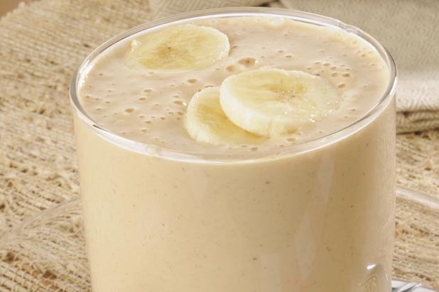 Peanut Butter, Banana, and Oat Smoothie