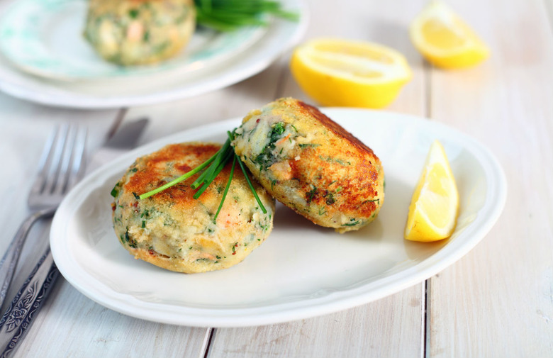 Salmon Cakes