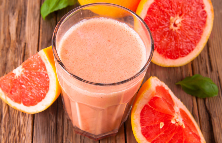 Cilantro Grapefruit Cucumber Smoothie