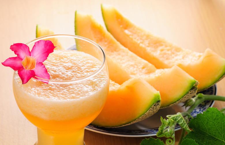 Cantaloupe-Lime Smoothie Recipe