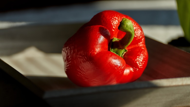 wrinkled bell pepper on table