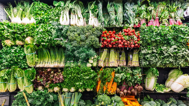 vegetables on grocery shelves