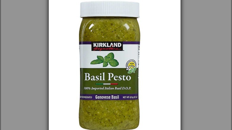 Kirkland Signature basil pesto