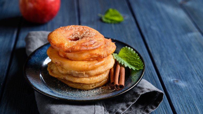 Plated cinnamon apple fritters