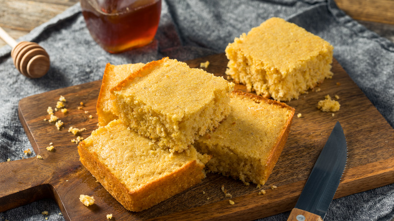 Sliced pieces of cornbread