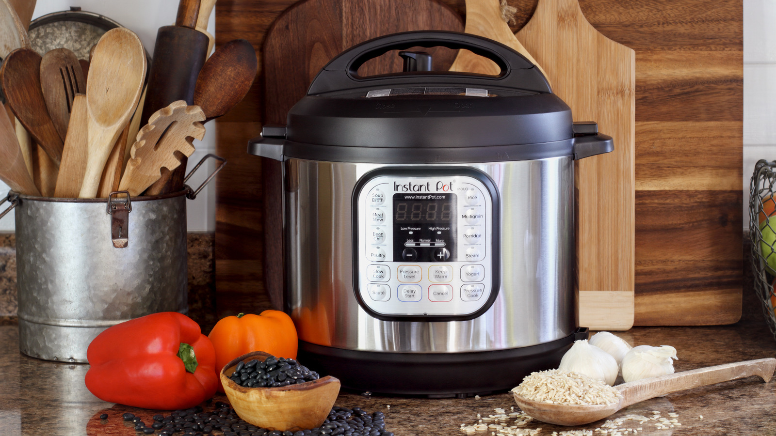 https://www.thedailymeal.com/img/gallery/12-things-you-should-never-cook-in-your-instant-pot/l-intro-1668009590.jpg