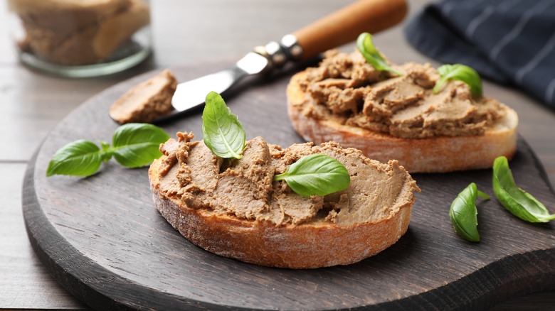 bread with pate