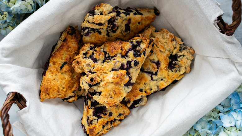 Baked scones in basket