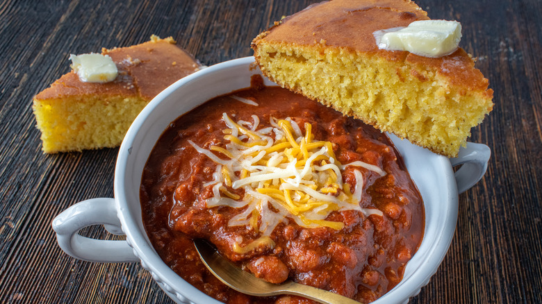 bowl of chili with cornbread