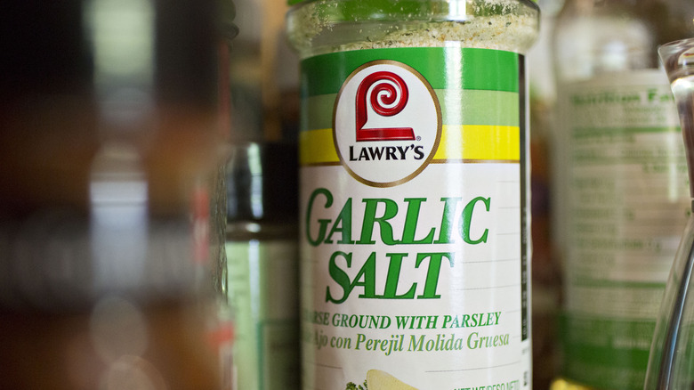 A jar of garlic salt