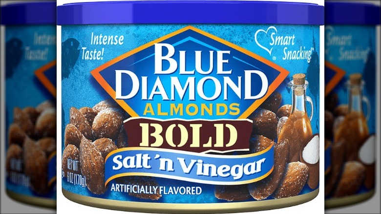 Blue Diamond Salt 'n Vinegar almonds can
