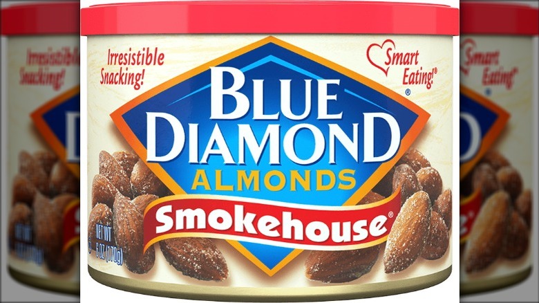 Blue Diamond Smokehouse almonds can