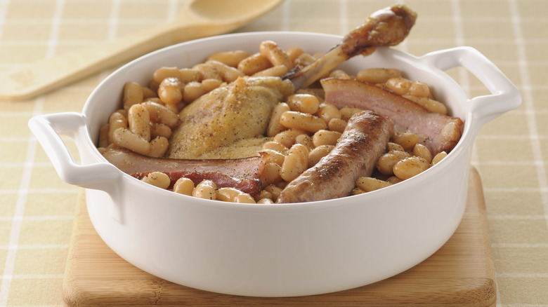 Cassoulet with beans and meat