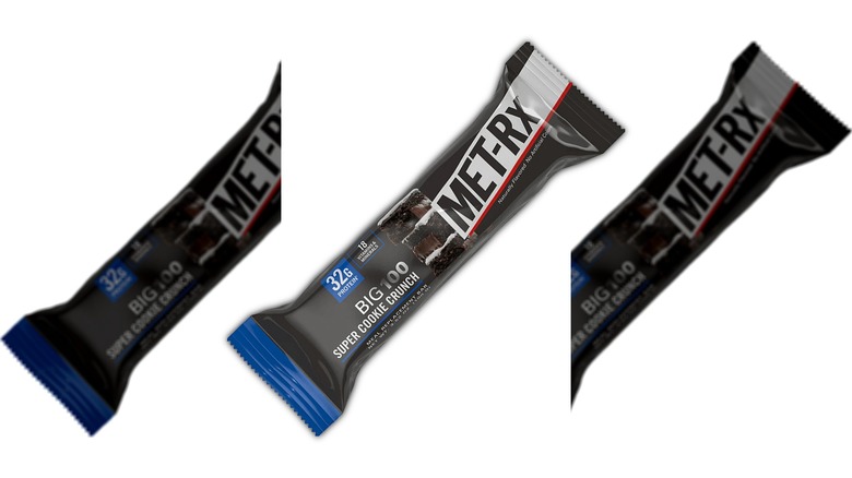 MET-Rx Big 100 protein bar