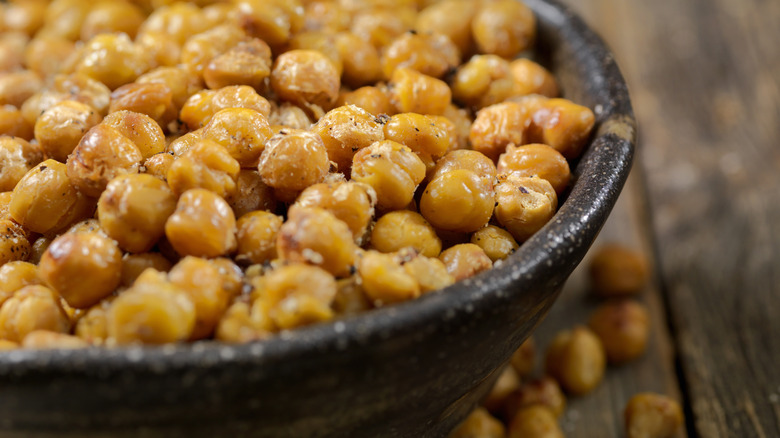 Roasted chickpeas