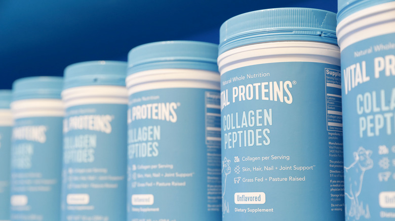 containers of collagen peptides