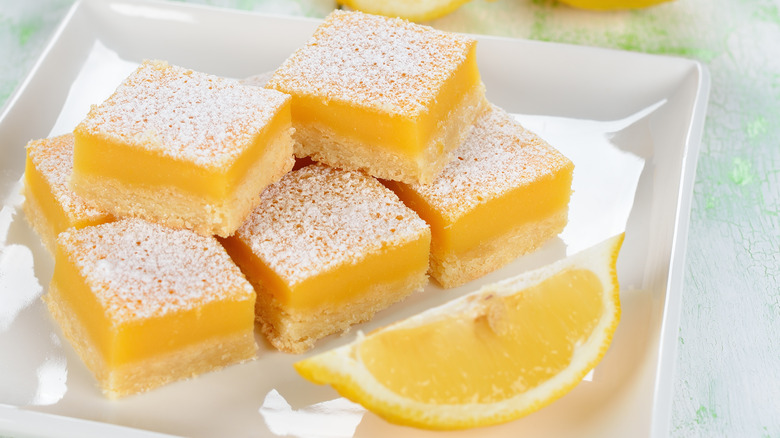 Lemon squares from the side