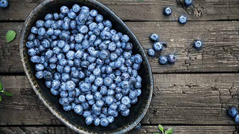 basket of blueberries