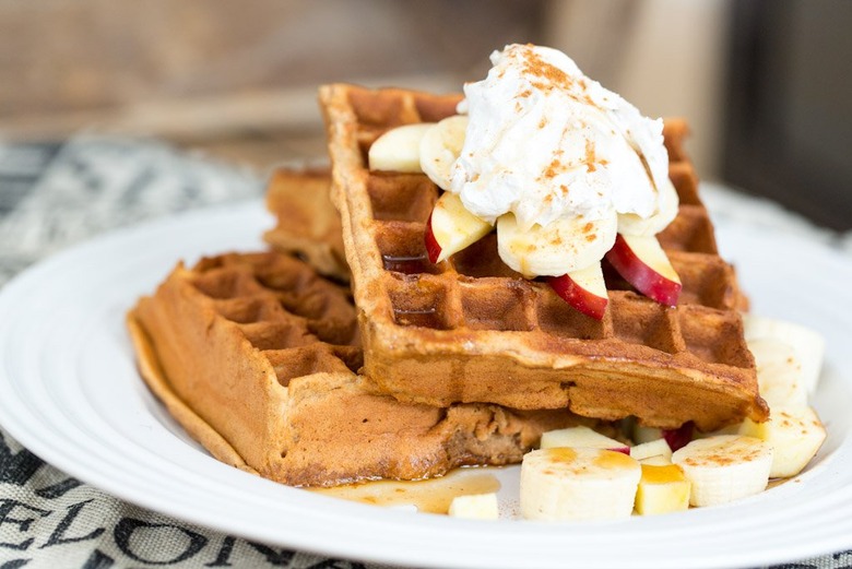 Easy Paleo Waffles