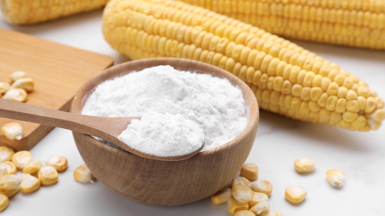 Cornstarch in a wooden bowl