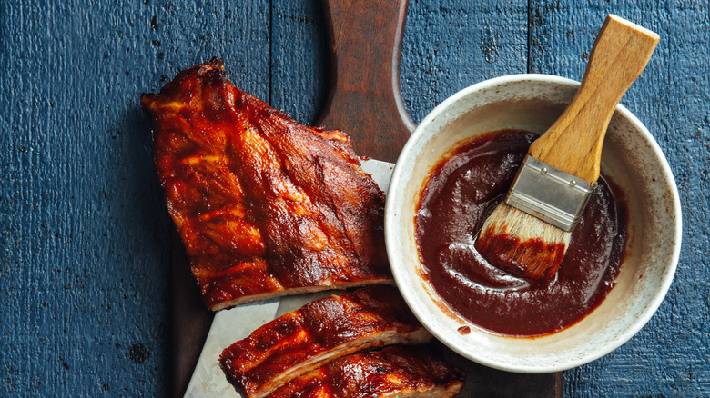 Pork ribs with barbecue sauce