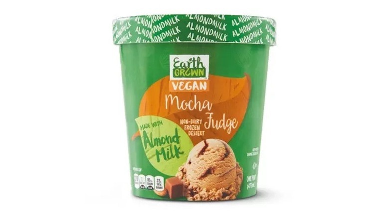 Mocha Fudge ice cream pint