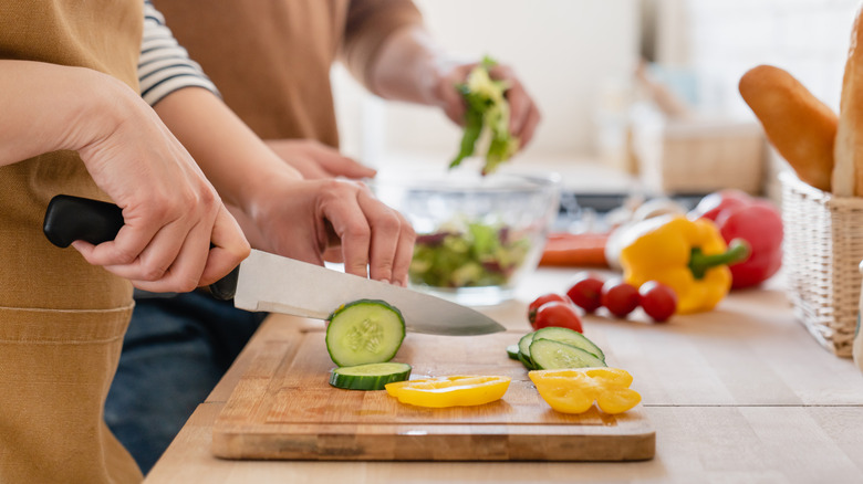 cutting board with personalized engraving